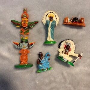 Vintage‎ Plastic Cake Topper Lot of 5 Native American Totem Figures